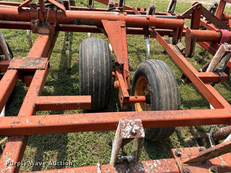 image for item ED4421 Wil-Rich field cultivator