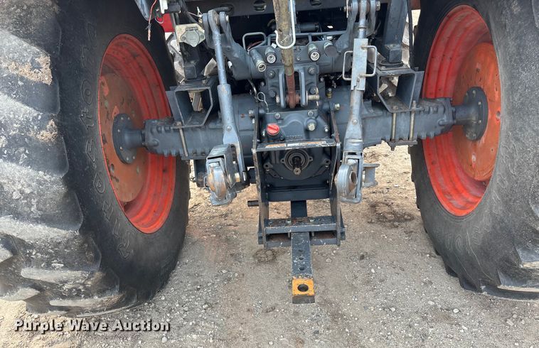 image for item EE4002 2007 Kubota M108X MFWD tractor