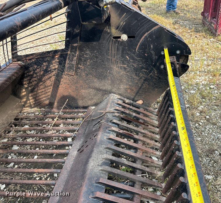 image for item EE4004 Loftness Kwik Pik 600 skid steer rock bucket