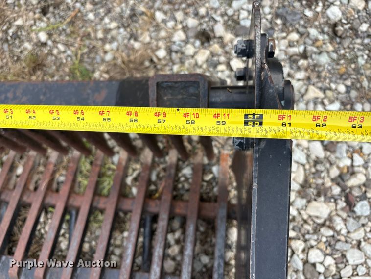 image for item EE4004 Loftness Kwik Pik 600 skid steer rock bucket