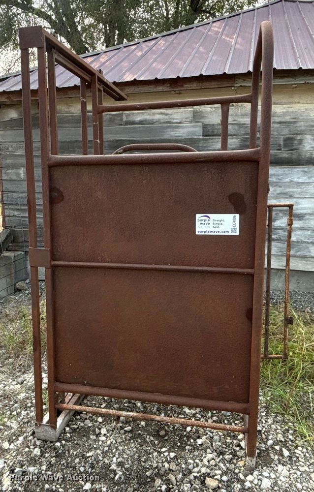 image for item EE4006 chute