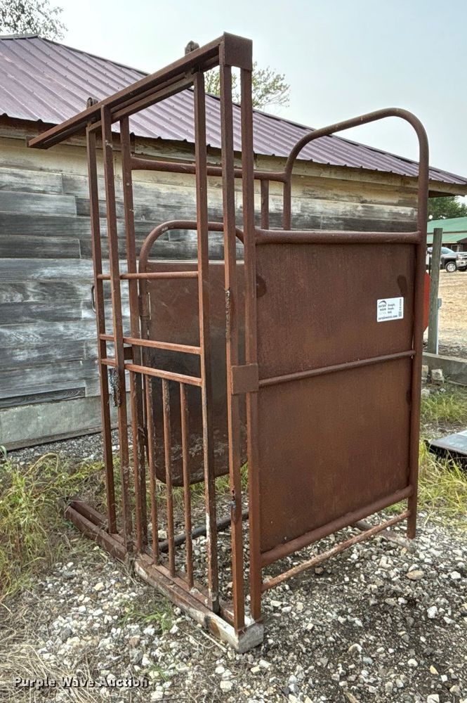 image for item EE4006 chute