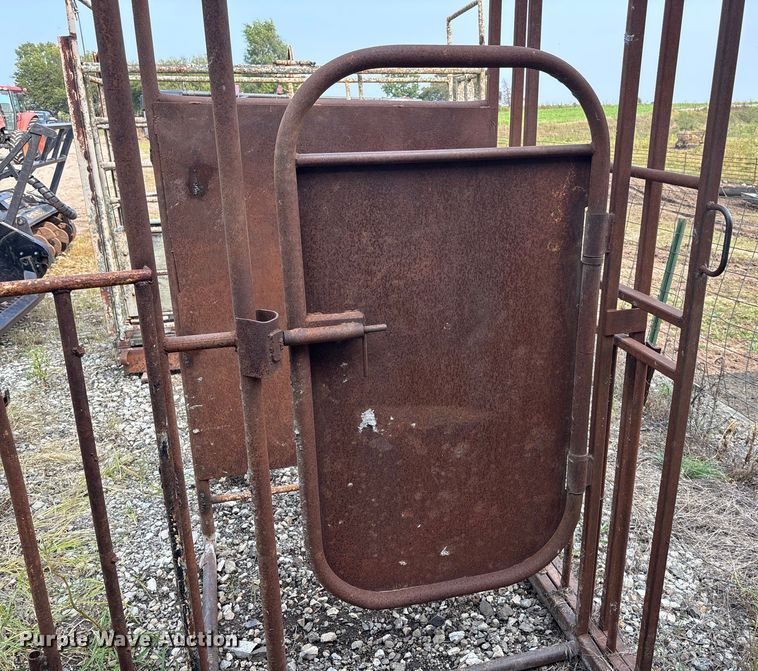 image for item EE4006 chute