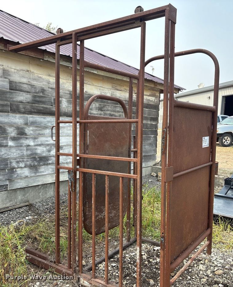 image for item EE4006 chute