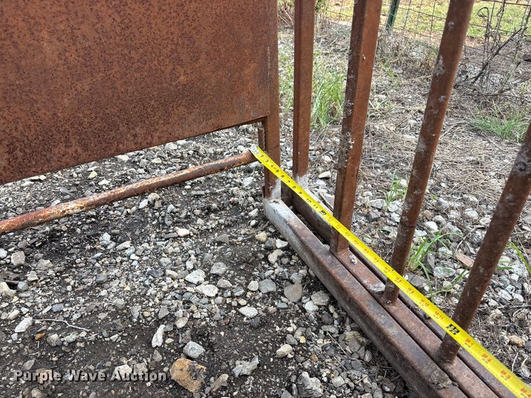 image for item EE4006 chute