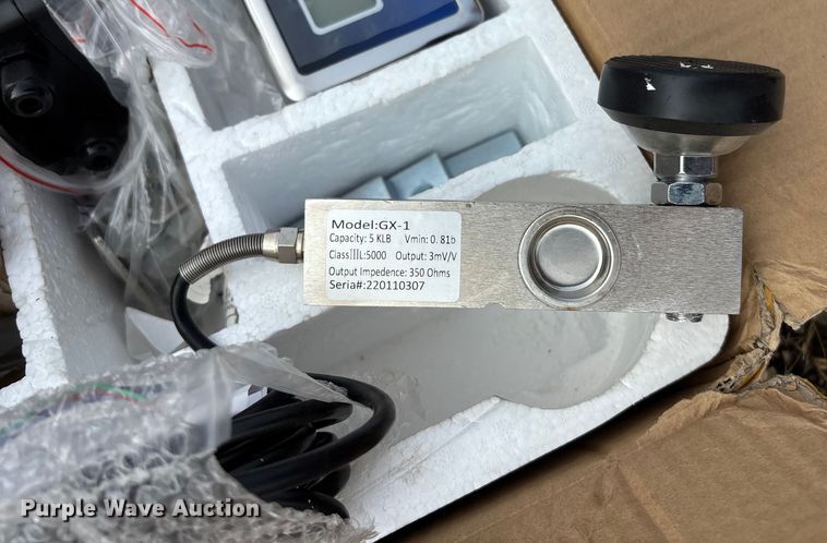 image for item EE4007 Paul Livestock Scale 24 2400 livestock scale