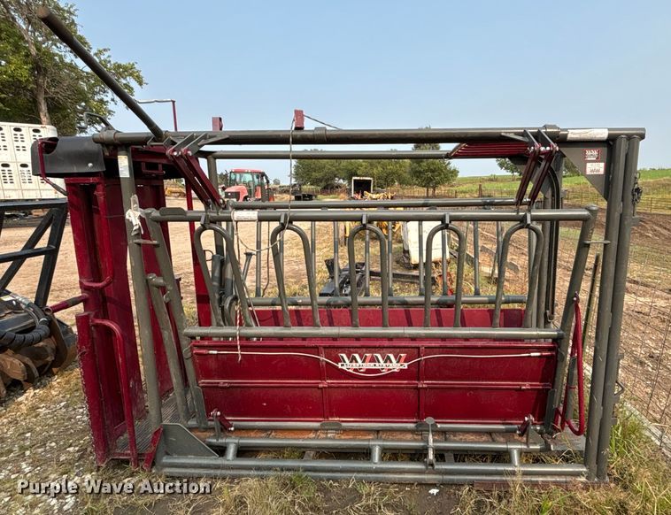 image for item EE4008 WW  livestock chute