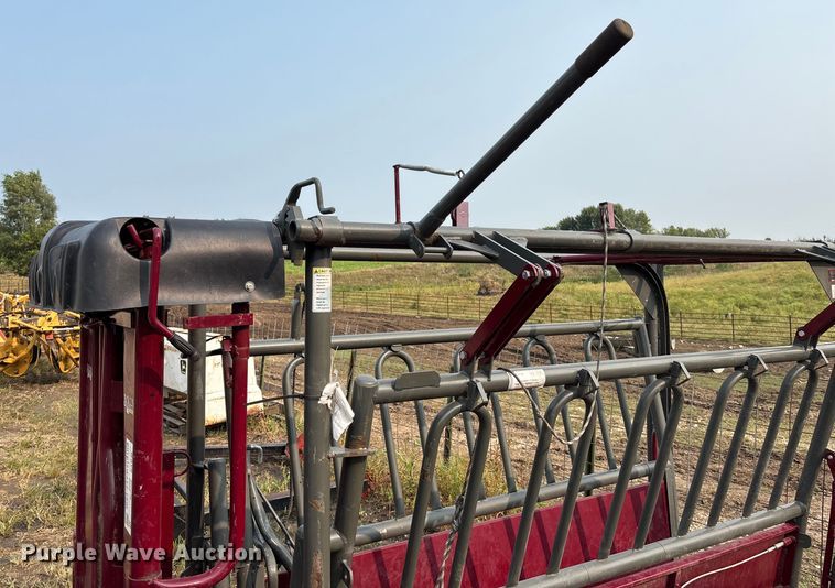 image for item EE4008 WW  livestock chute