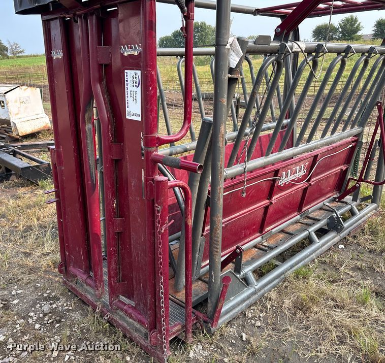 image for item EE4008 WW  livestock chute