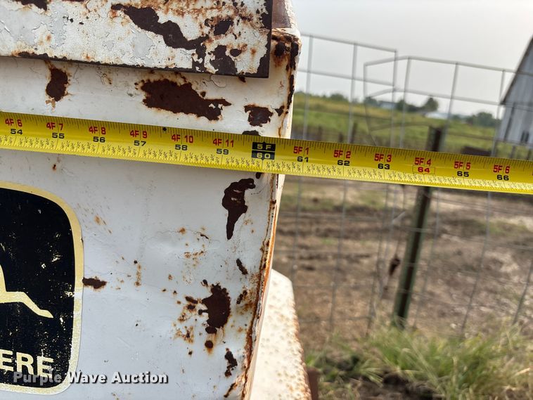 image for item EE4010 Bar-Six cake feeder