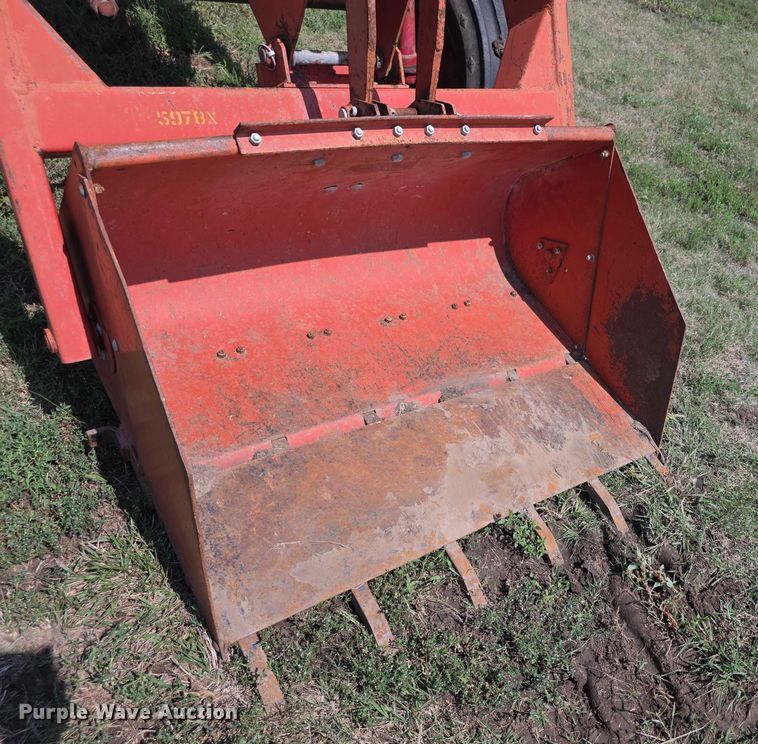 image for item EF3795 1960 Farmall 460 tractor