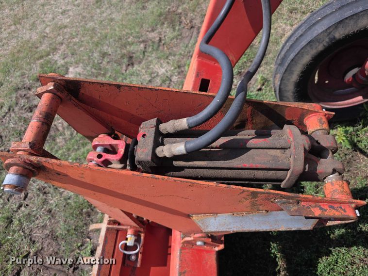 image for item EF3795 1960 Farmall 460 tractor
