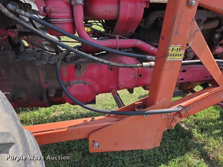 image for item EF3795 1960 Farmall 460 tractor