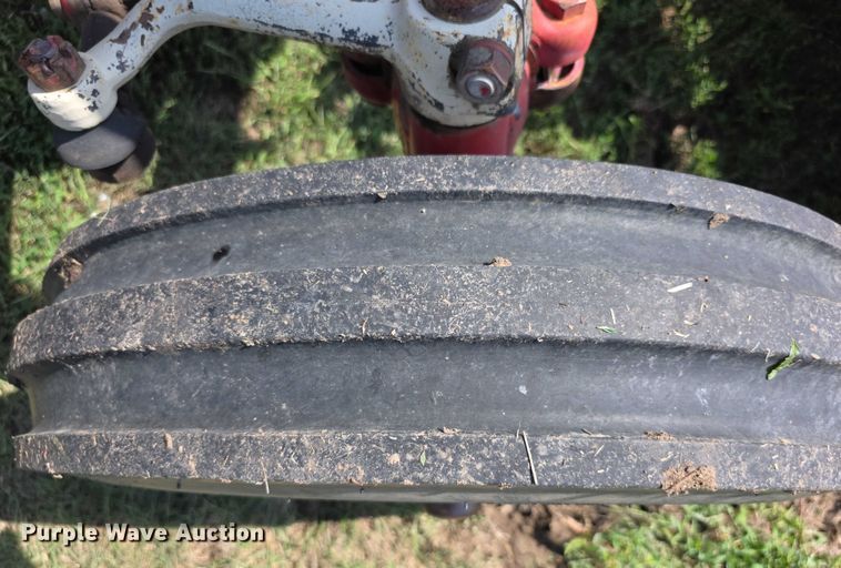 image for item EF3795 1960 Farmall 460 tractor