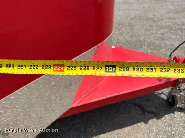 image for item EG6001 2023 Jackson Mfg livestock trailer