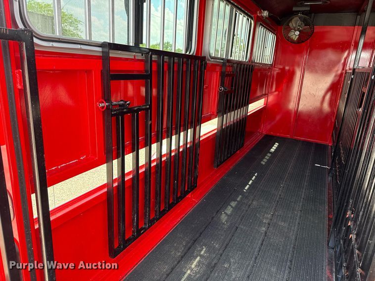 image for item EG6001 2023 Jackson Mfg livestock trailer