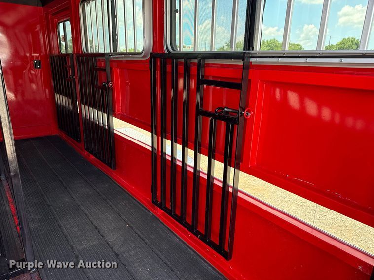 image for item EG6001 2023 Jackson Mfg livestock trailer