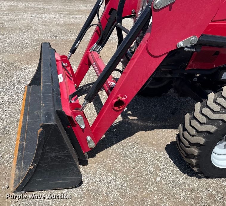 image for item EG6167 2017 Mahindra 1626H MFWD tractor