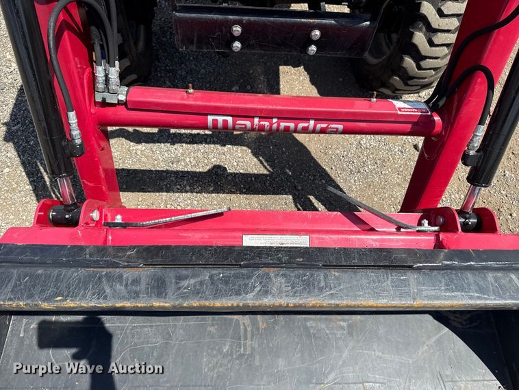 image for item EG6167 2017 Mahindra 1626H MFWD tractor