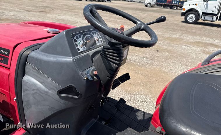 image for item EG6167 2017 Mahindra 1626H MFWD tractor