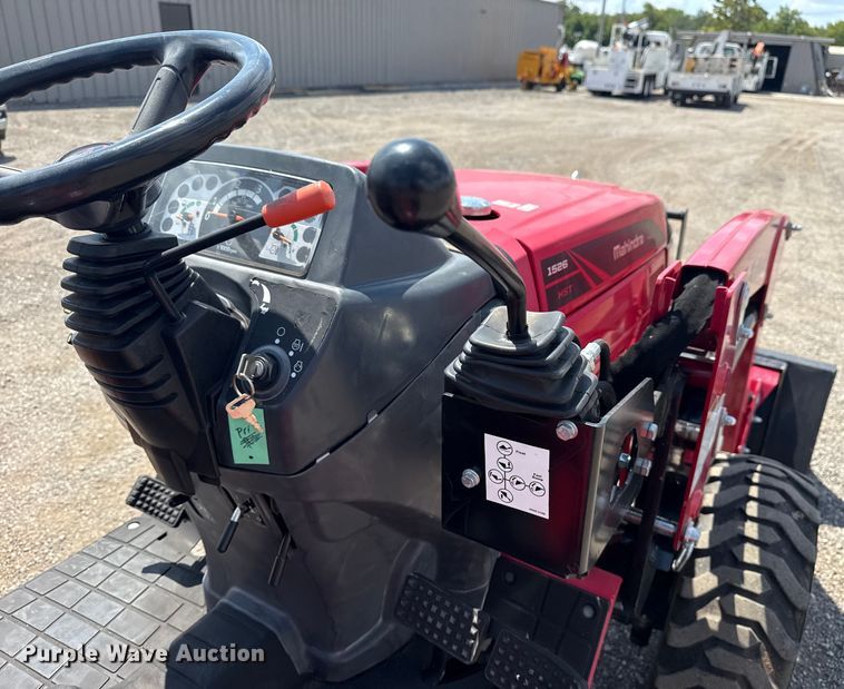 image for item EG6167 2017 Mahindra 1626H MFWD tractor