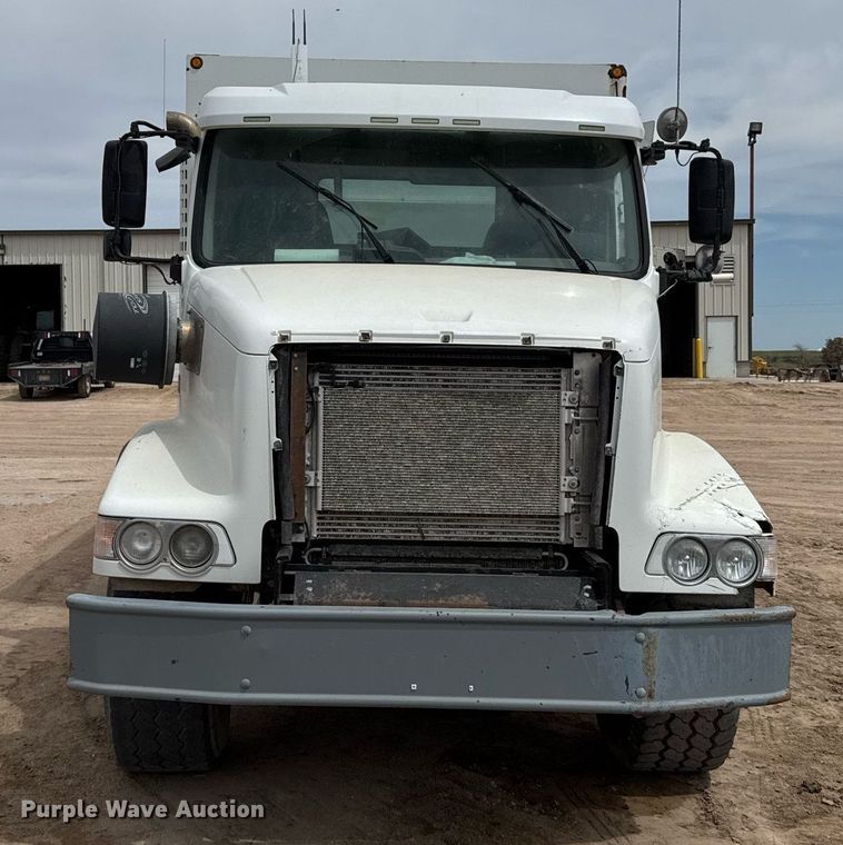 image for item EG6541 2012 Volvo VHD feed mixer truck