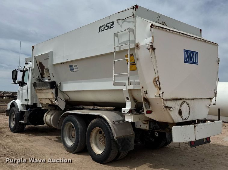 image for item EG6541 2012 Volvo VHD feed mixer truck