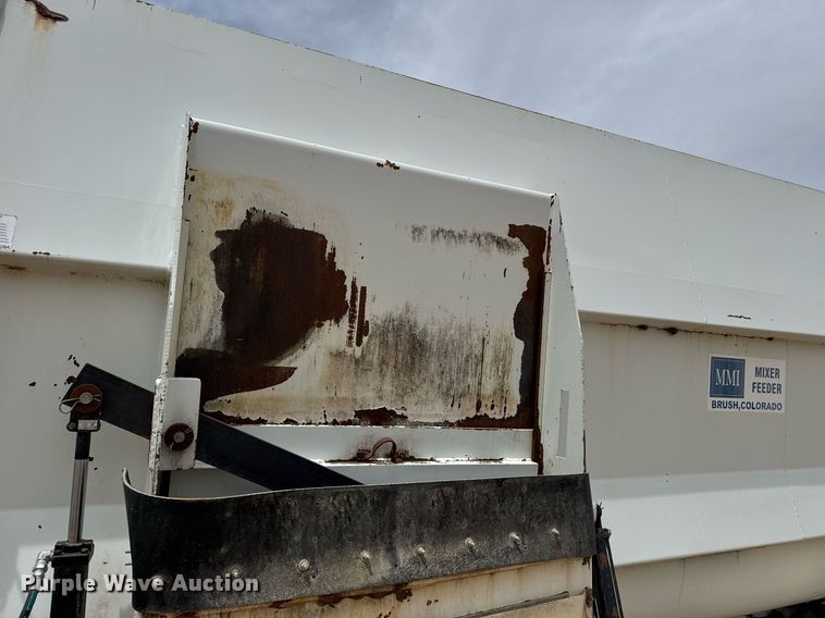 image for item EG6541 2012 Volvo VHD feed mixer truck