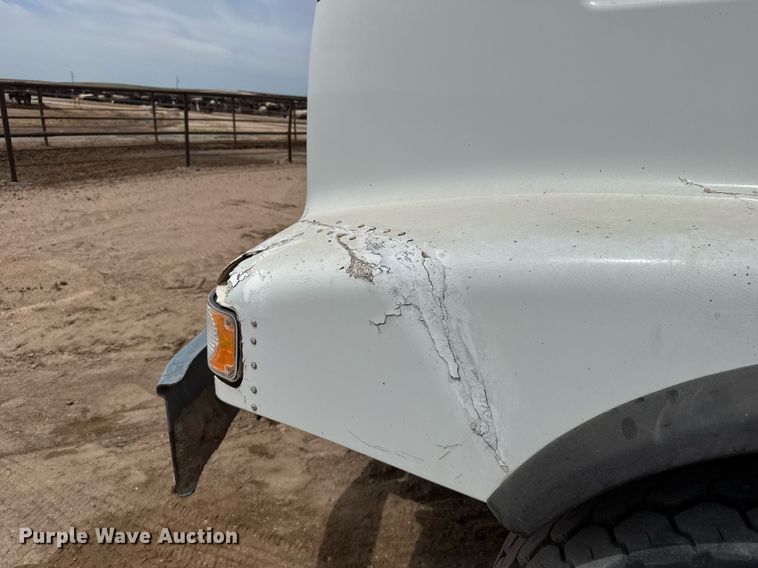 image for item EG6541 2012 Volvo VHD feed mixer truck