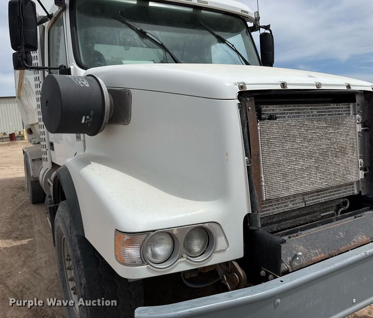 image for item EG6541 2012 Volvo VHD feed mixer truck