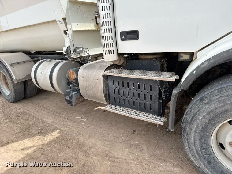 image for item EG6541 2012 Volvo VHD feed mixer truck