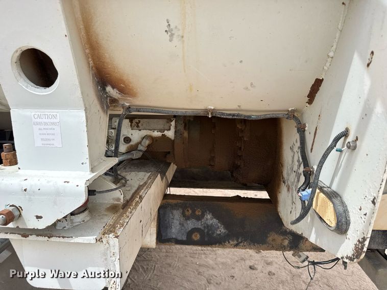 image for item EG6541 2012 Volvo VHD feed mixer truck