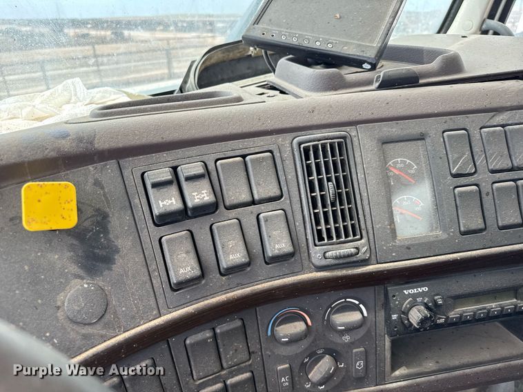 image for item EG6541 2012 Volvo VHD feed mixer truck