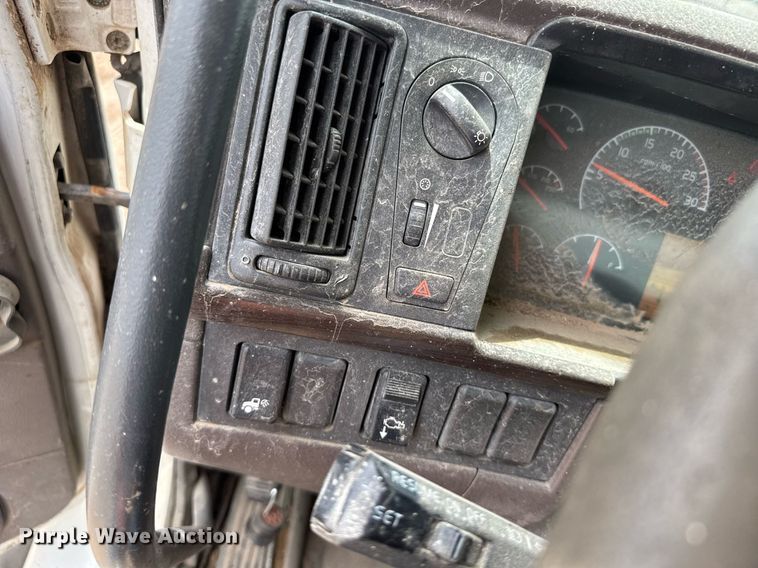 image for item EG6541 2012 Volvo VHD feed mixer truck