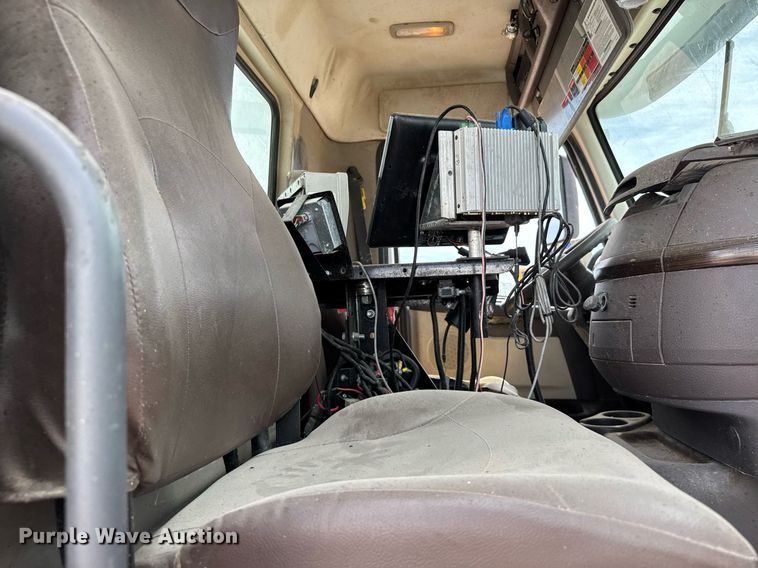 image for item EG6541 2012 Volvo VHD feed mixer truck