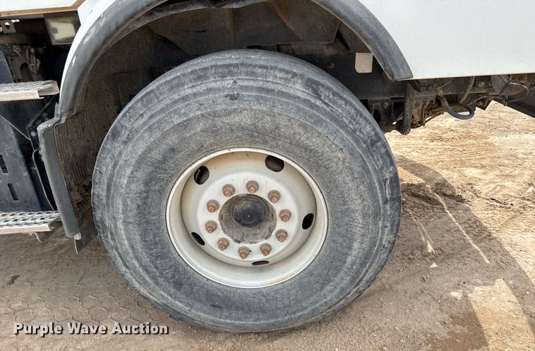 image for item EG6541 2012 Volvo VHD feed mixer truck