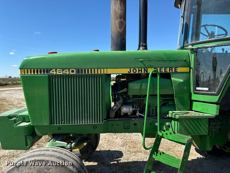 image for item EM2326 1979 John Deere 4640H tractor