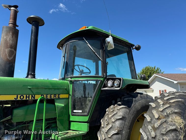 image for item EM2326 1979 John Deere 4640H tractor