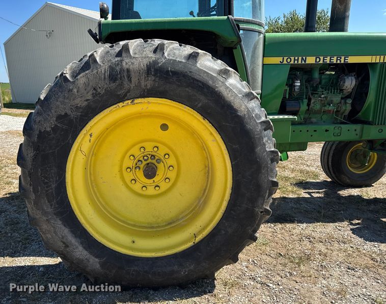 image for item EM2326 1979 John Deere 4640H tractor