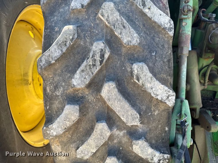 image for item EM2326 1979 John Deere 4640H tractor