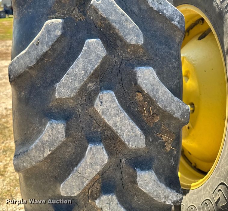 image for item EM2326 1979 John Deere 4640H tractor