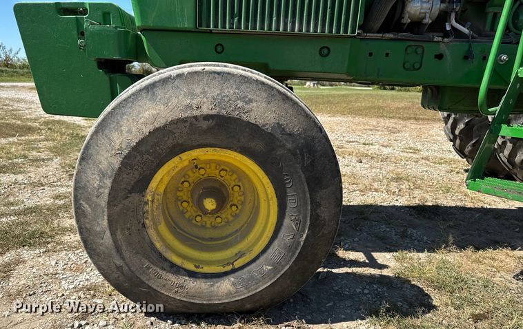 image for item EM2326 1979 John Deere 4640H tractor
