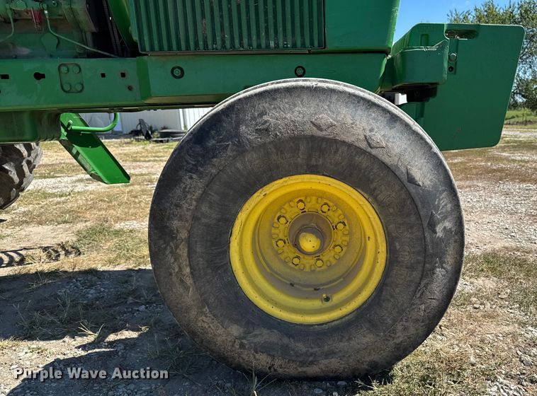 image for item EM2326 1979 John Deere 4640H tractor
