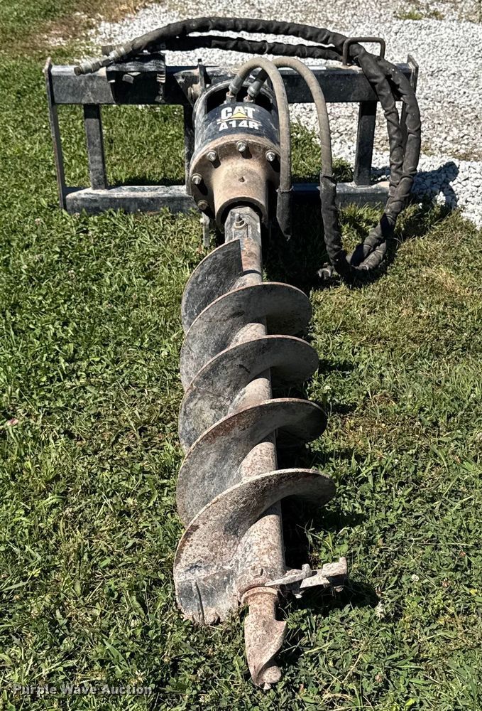 image for item EM2327 2004 CAT A14B Post hole auger