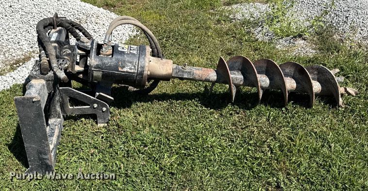 image for item EM2327 2004 CAT A14B Post hole auger
