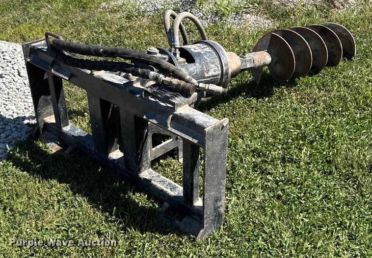 image for item EM2327 2004 CAT A14B Post hole auger