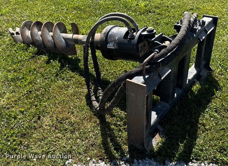 image for item EM2327 2004 CAT A14B Post hole auger