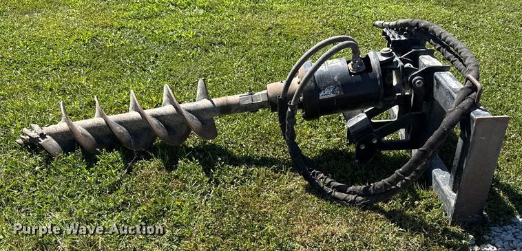 image for item EM2327 2004 CAT A14B Post hole auger