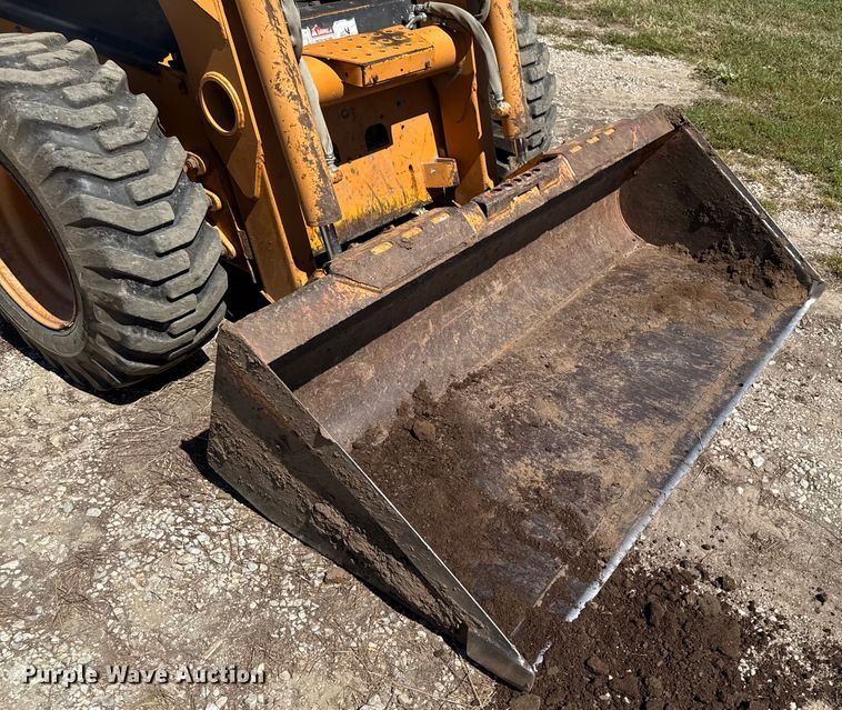 image for item EM2329 2002 Case 70XT skid steer loader