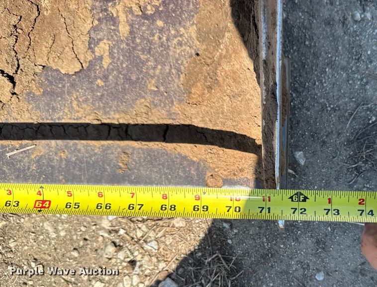 image for item EM2329 2002 Case 70XT skid steer loader